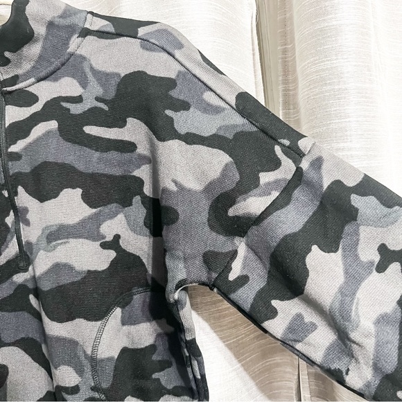 Old Navy | Girls Oversized Mock-Neck 1/2 Zip Fleece Pullover | XL (14-16) - Picture 4 of 11